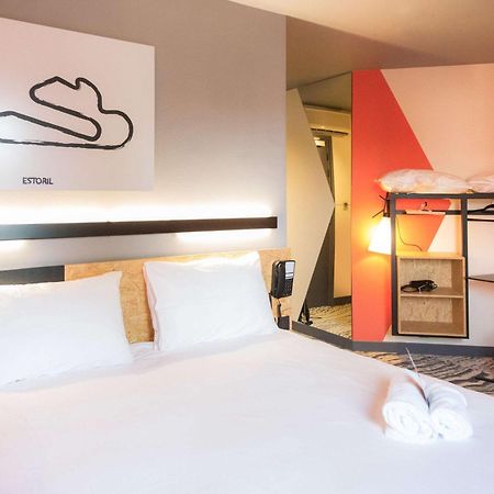 Ibis Styles Bale-Mulhouse Aeroport Hotel Blotzheim Ngoại thất bức ảnh