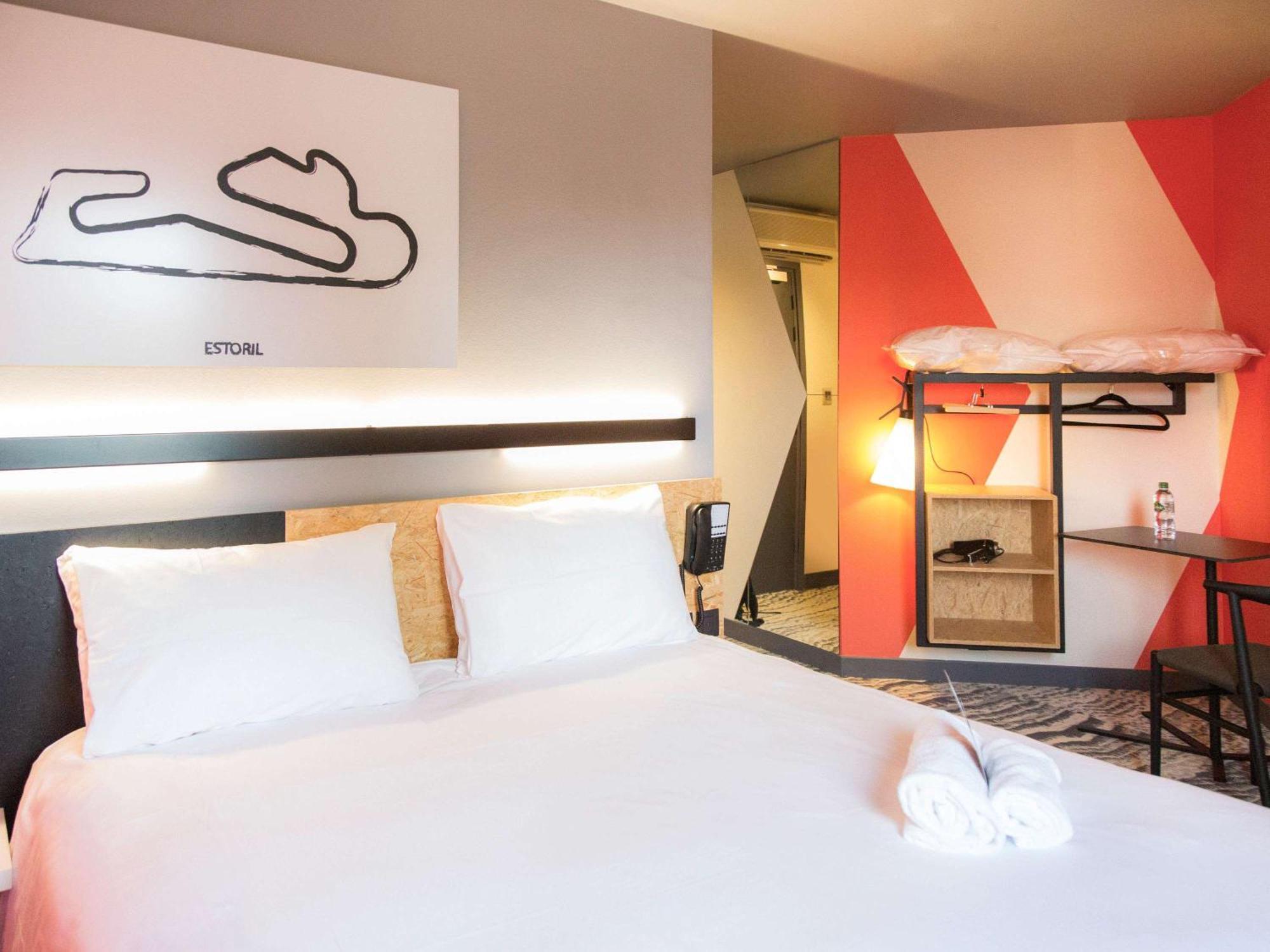 Ibis Styles Bale-Mulhouse Aeroport Hotel Blotzheim Ngoại thất bức ảnh